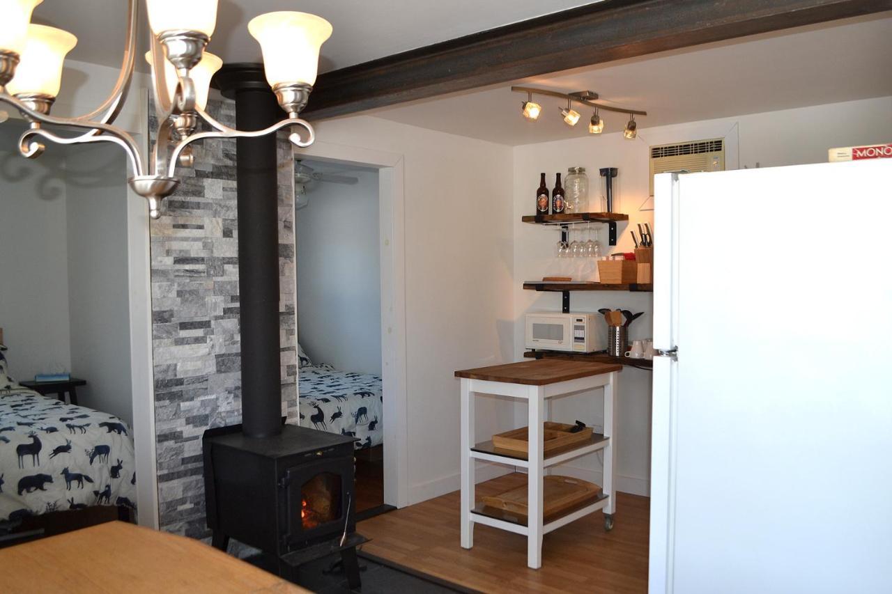 Les 4 Chalets - Le 605 Lac-Saint-Paul Екстериор снимка